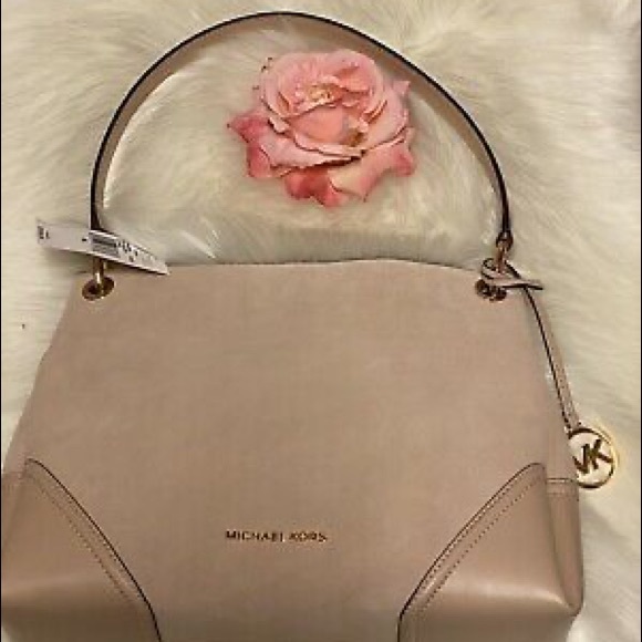 Michael Kors - Nicole Medium Leather Shoulder Bag - Ballet - Picture 8 of 12